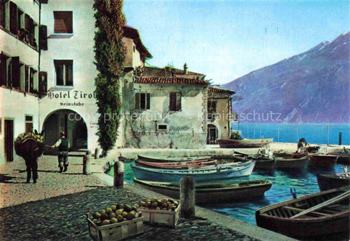 Limone-sul-Garda Brescia Lombardia IT Il piccolo poetico porto Hotel Tirolo