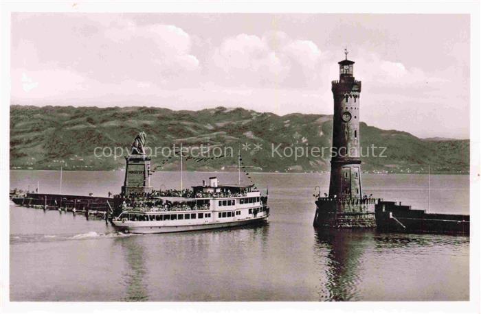 Dampfer Binnenschifffahrt Lindau Bodensee Hafeneinfahrt Leuchtturm