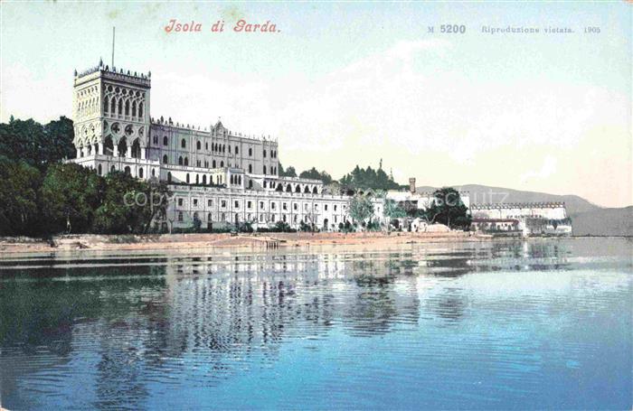 Isola di Garda Lago di Garda IT Villa Ansicht vom See aus