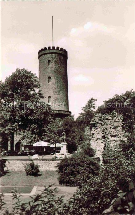 BIELEFELD  CITY Blick in der Burghof der Sparrenburg