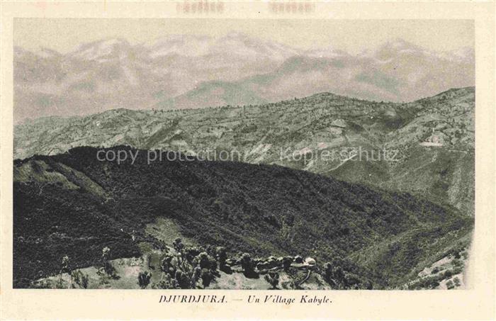 Djurdjura Kabyle Algerie Un village Kayle vue panoramique Montagnes
