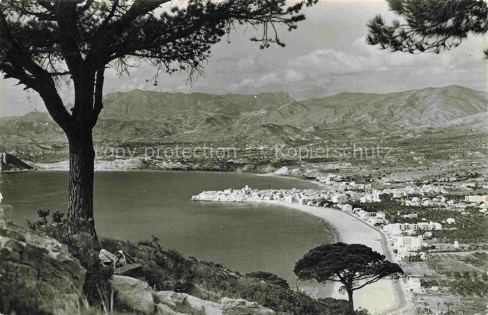 BENIDORM ES Panorama Kueste Strand Berge