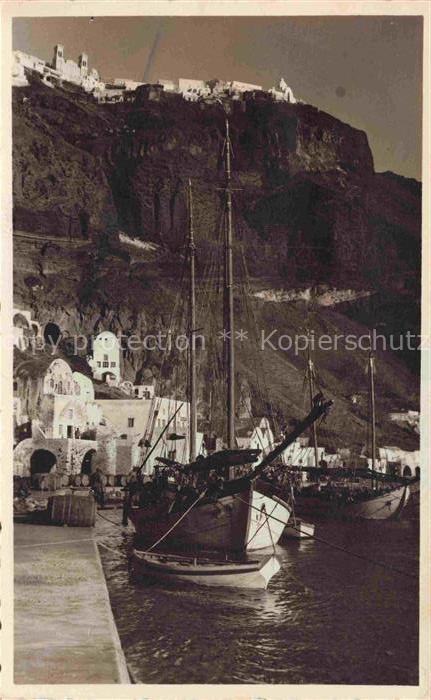 Santorin Santorine Santorino Santorini Greece Le Port et Vue Phira