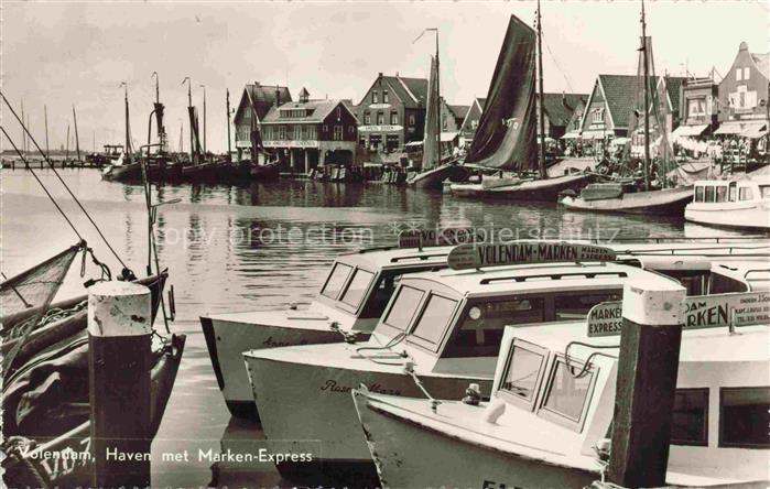 VOLENDAM NL Haven met Marken Express