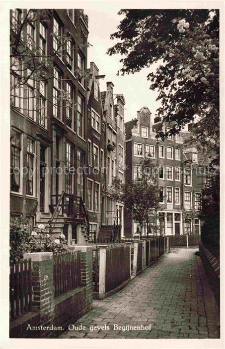 Amsterdam  NL Oude gevels Begijnenhof