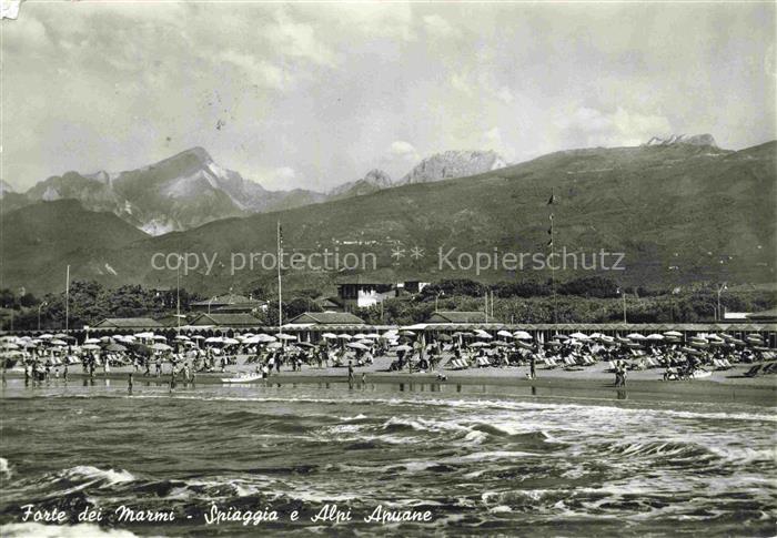Forte dei Marmi Lucca Toscana IT Spiaggia e Alpi Apuane