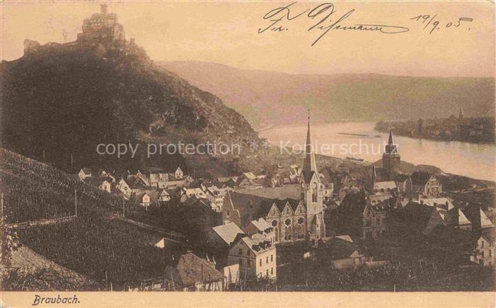 Braubach Rhein Rheinland-Pfalz Teilansicht mit Blick auf den Rhein