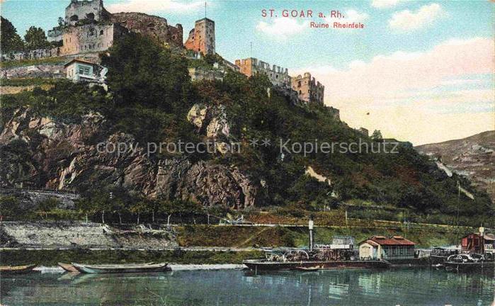 St Goar Rhein Blick ueber den Rhein zur Ruine Rheinfels