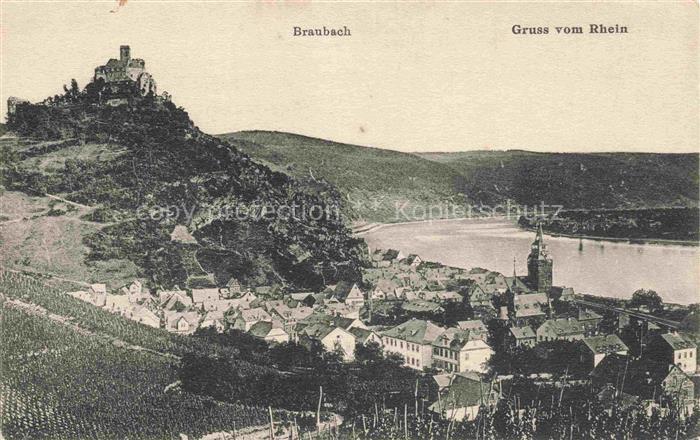 Braubach Rhein Rheinland-Pfalz Panorama Blick ueber den Rhein Burgruine