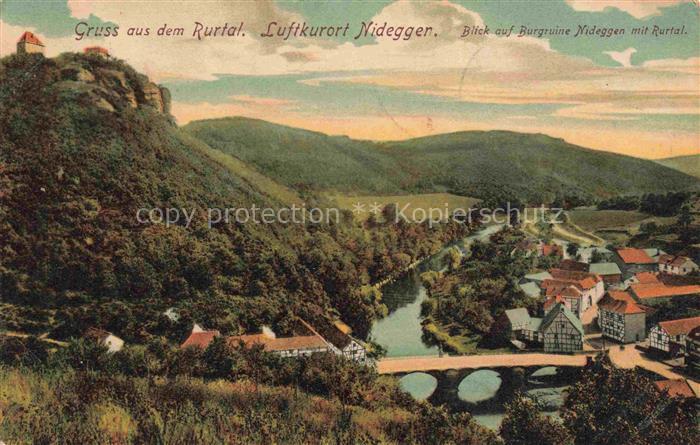 Nideggen Eifel Dueren NRW Panorama Blick auf Burgruine Nideggen mit Rurtal