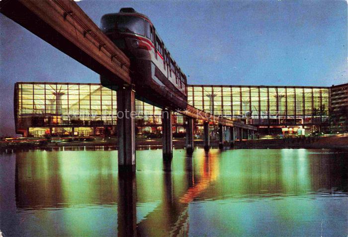 TORINO Turin IT Palazzo del Lavoro See Wasserspiegelung Hochbahn