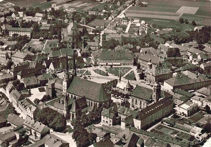 ALToeTTING Bayern Fliegeraufnahme mit Kirche