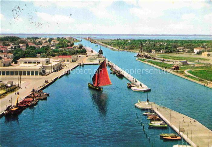 RAVENNA Emilia-Romagna IT Marina Bacino e Canal Corsini veduta aerea