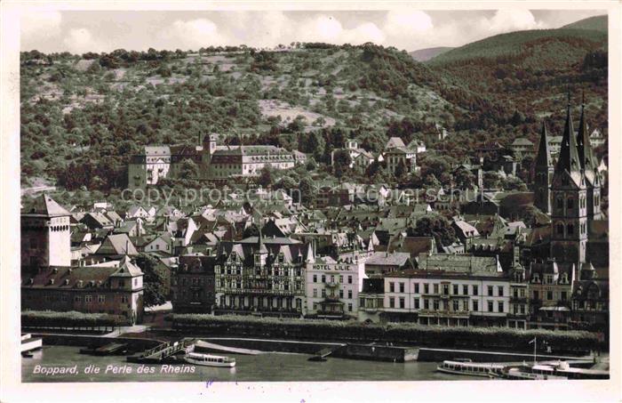 Boppard Rhein Rheinland-Pfalz Panorama Blick ueber den Rhein zur Stadt