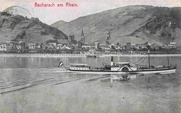 Bacharach Rheinland-Pfalz Panorama Blick ueber den Rhein zum Ort Rheindampfer