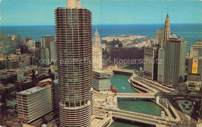 CHICAGO Illinois USA Chicago Canal Marina City Wrigley Building House Motel Chi