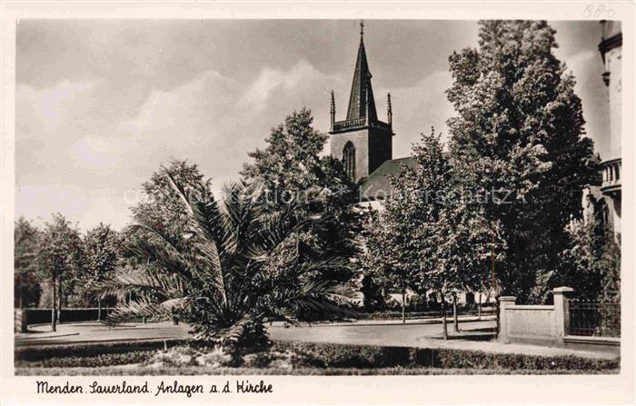 MENDEN  Sauerland NRW Anlagen an der Kirche