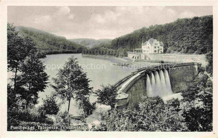 Fuelbecker Talsperre Fuelbecker-Talsperre Luedenscheid NRW Stausee im Volmetal S
