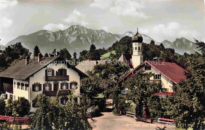 Kochel am See Bayern Motiv mit Kirche Blick gegen Herzogstand