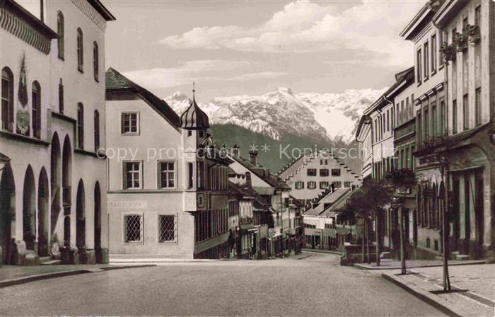 Murnau Staffelsee Bayern Markt Blick gegen Hohe Kiste Bayerische Voralpen