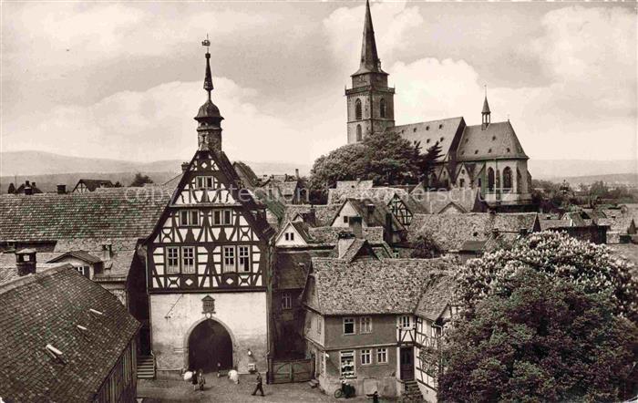 Oberursel Taunus Hessen Altes Rathaus mit kath Kirche