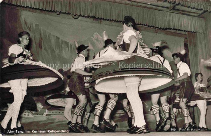 Ruhpolding Bayern Alm Tanz im Kurhaus