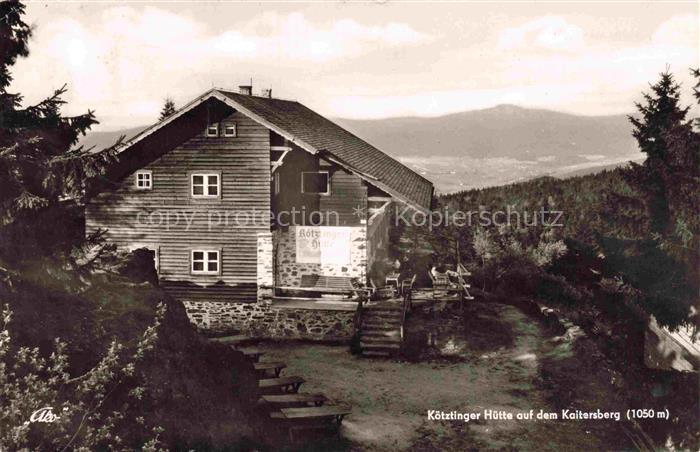 Koetztingerhuette 1050m Koetzting Bayern auf dem Kaitersberg