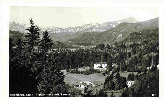 Neumarkt Steiermark AT Pichlschloss mit Tauern