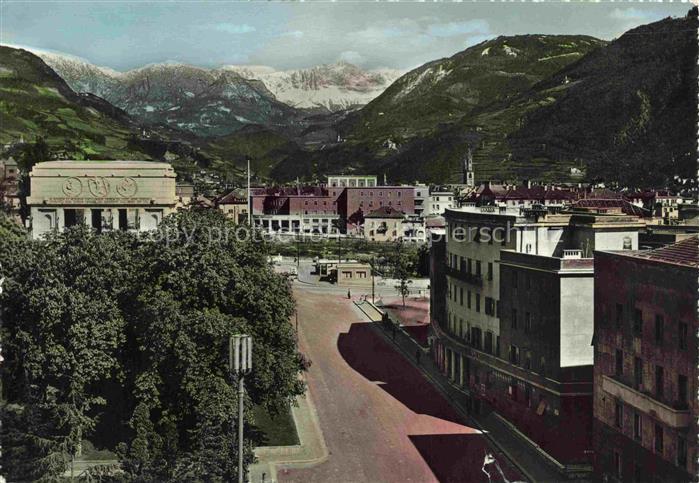 BOLZANO Bozen Suedtirol IT Panorama mit Rosengarten