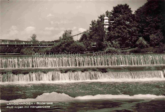 Langenargen Bodensee Fluss Argen mit Haengebruecke und Stauwehr
