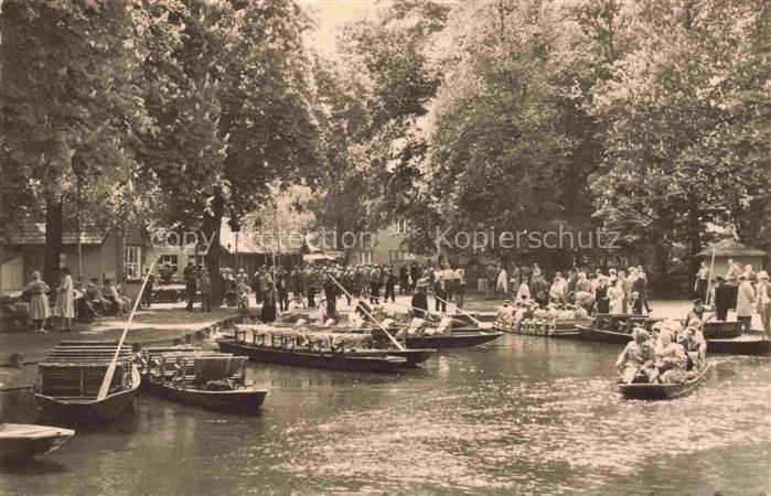 Luebbenau Spreewald Brandenburg Kahnabfahrtsstelle Lubnjow Colnarnja