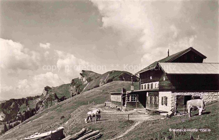 Lenggries Bayern Brauneckhuette mit Latschenkopf