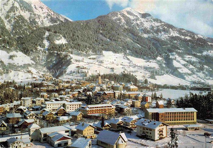 BAD HOFGASTEIN Pinzgau Salzburg AT Winterpanorama Sportzentrum Blick gegen Rauch