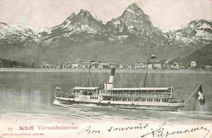 Dampfer Seitenrad Schiff Vierwaldstaettersee Schweiz