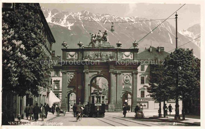 STRAssENBAHN Tramway-- Innsbruck Triumphpforte