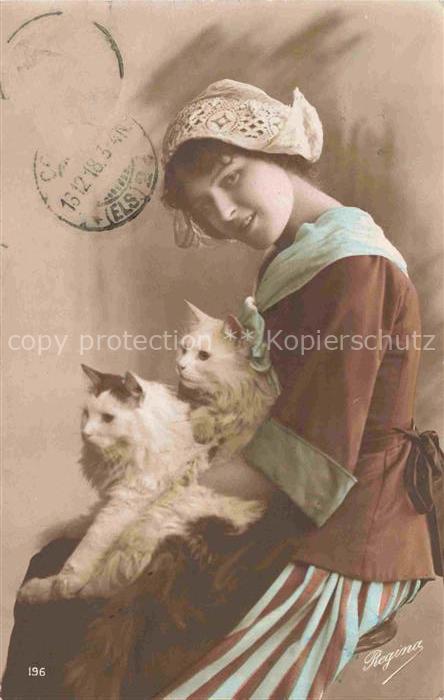 Foto Regina Nr. 196 Maedchen Katzen