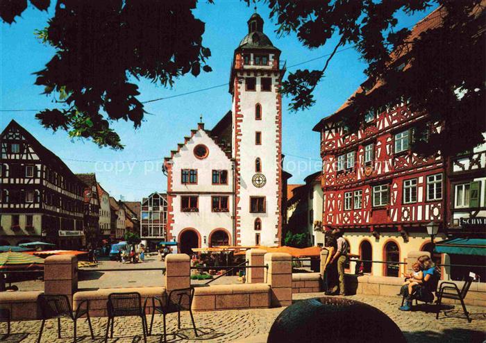 Mosbach Baden Neckar-Odenwald-Kreis BW Marktplatz mit Rathaus und Palmsches Haus