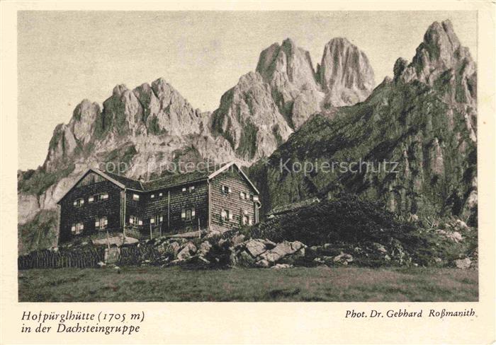Hofpuerglhuette 1703m Dachstein AT mit Dachsteingruppe