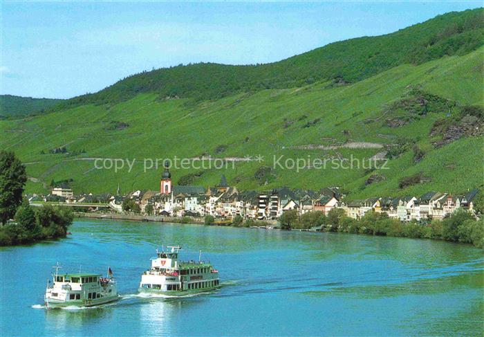 Zell Mosel Rheinland-Pfalz Panorama Moselpartie Faehren