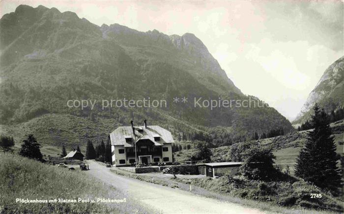 Ploeckenhaus 1250m Koetschach-Mauthen Kaernten AT mit kleinen Paal und Ploeckenp