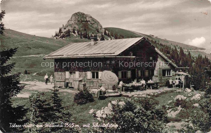 Toelzer Huette Toelzerhuette 1500m Brauneck Lenggries Bayern mit Schroettelstein