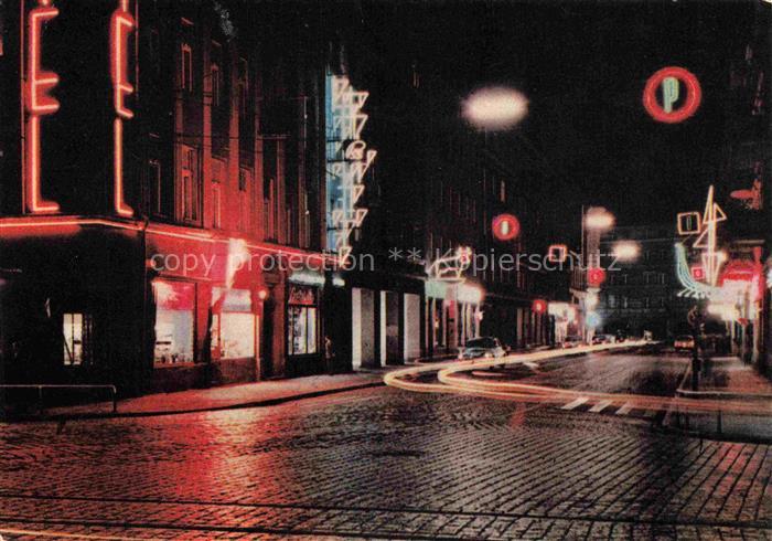 POZNAN Posen PL Ulica Alfreda Lampego Nachtaufnahme