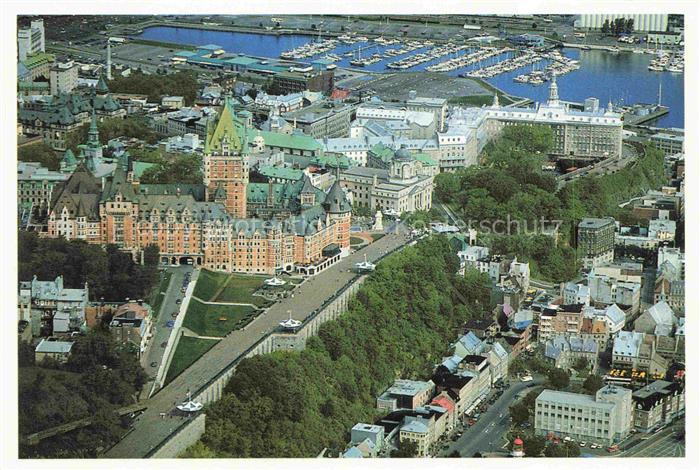 QUEBEC-City Canada Chateau Frontenac Bureau de Poste Place Royale le Séminaire e