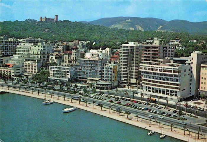 Palma de Mallorca ES Vista parcial aérea del Paseo Maritimo al fondo Castillo de