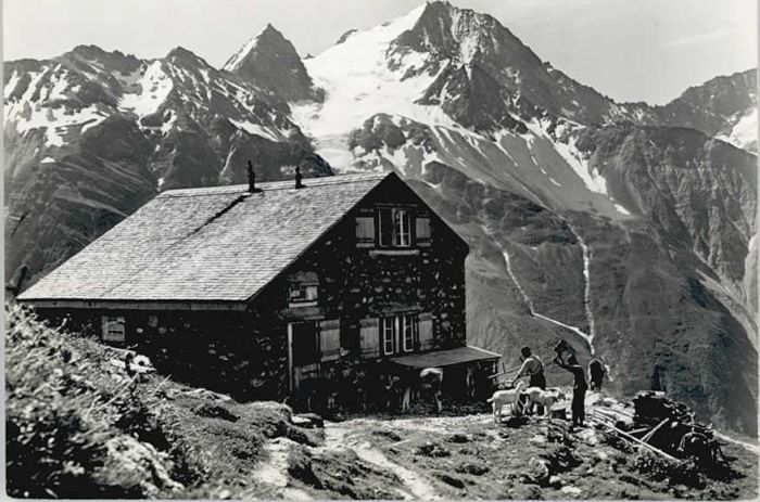 Bristen Windgällenhütte *