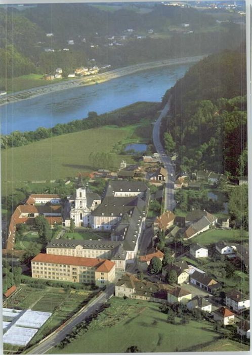 Linz Donau Stift Wilhering Zisterzienserabtein Fliegeraufnahme