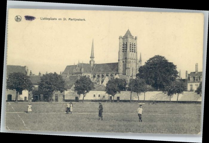 Yper Liefdeplaats St. Martijnskerk