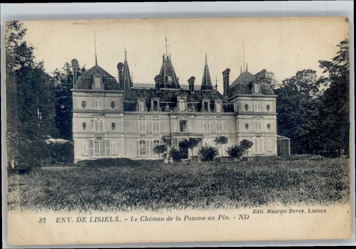 Lisieux Chateau Pomme Pin
