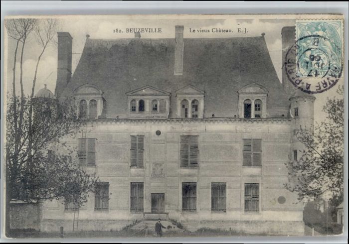 Beuzeville Chateau