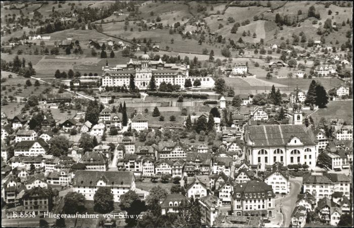Schwyz Fliegeraufnahme